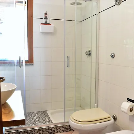 Splendida Tavolara 2 度假居 *